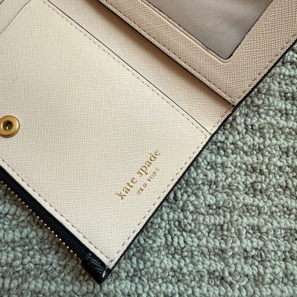 Kate Spade Black Morgan Small Slim Bifold Wallet - Picture 5 of 9